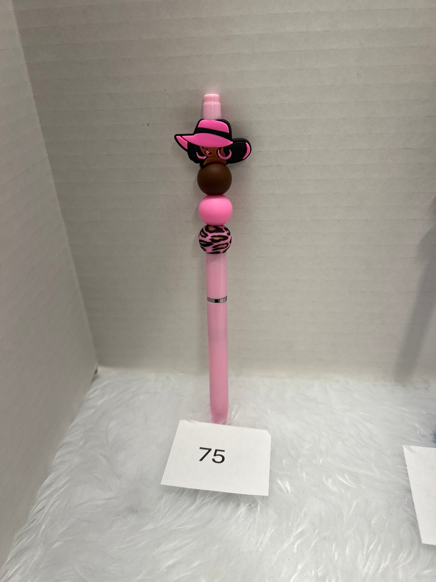 Pink Hat Diva Pen